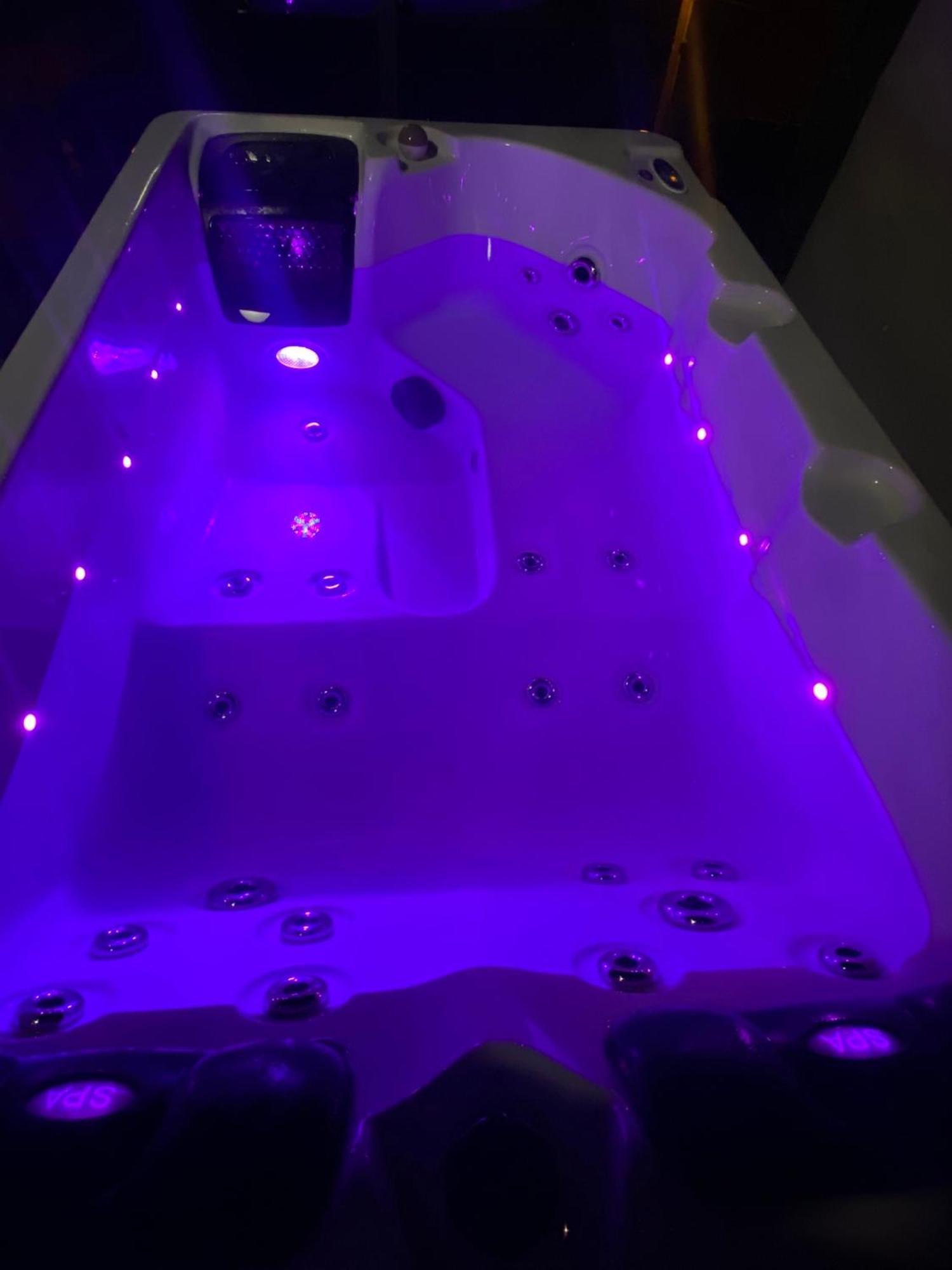 Liege Luxe & Jacuzzi Sous Les Etoiles Διαμέρισμα Saint-Nicolas  Εξωτερικό φωτογραφία